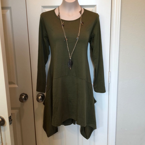 Dresses & Skirts - Flow dress